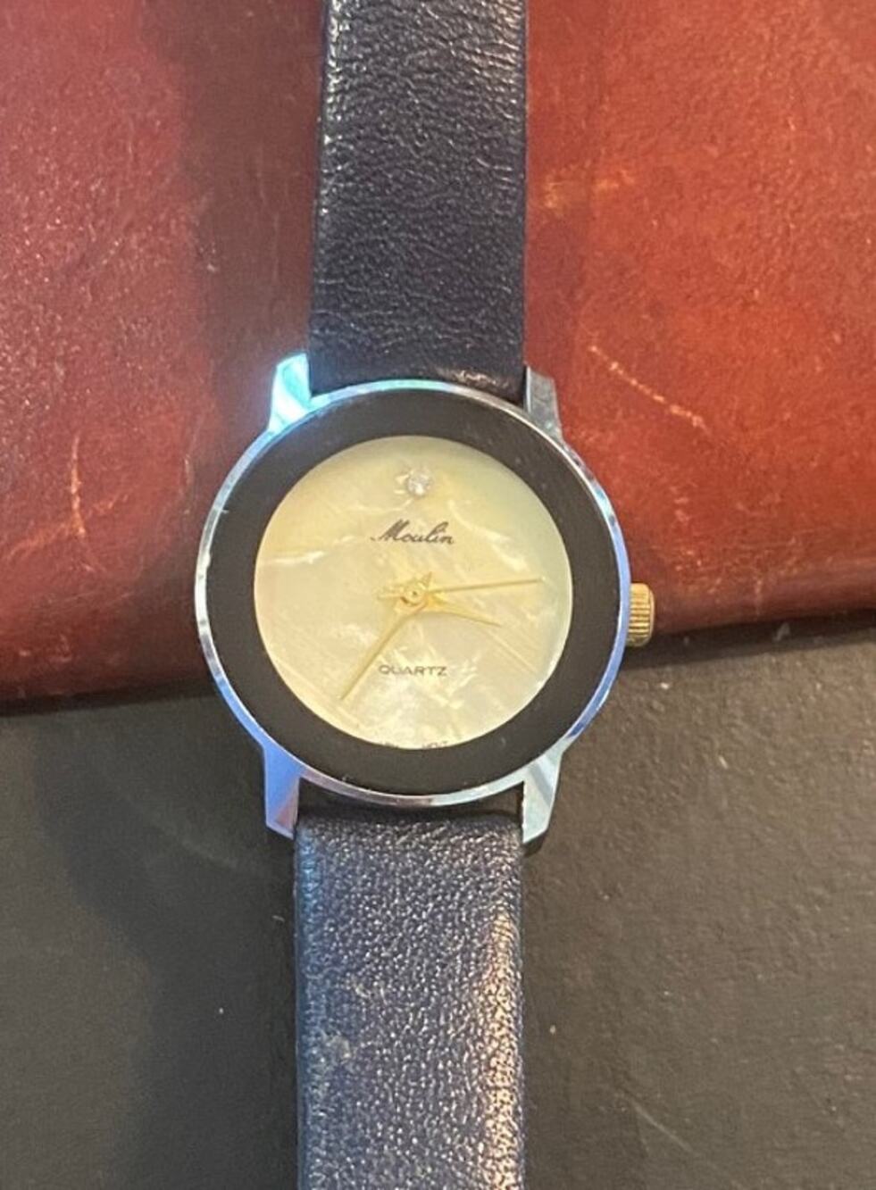VTG women's 22mm Silver Tone Moulin Watch, MOP Face